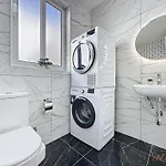 Stylish Seaview Retreat In St Pauls Bay Διαμέρισμα