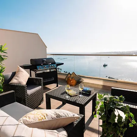 Insta Worthy Gorgeous Seaview Penthouse *