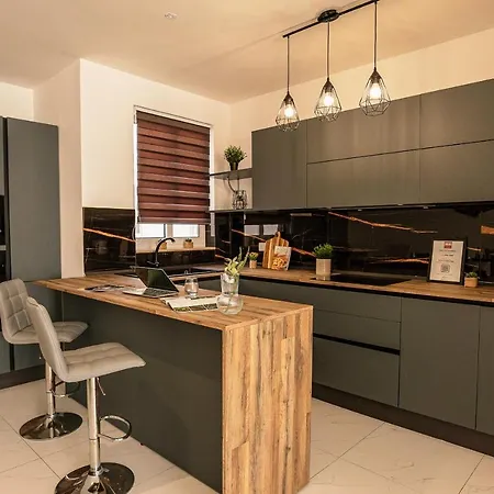 Insta Worthy Gorgeous Seaview Penthouse Apartment